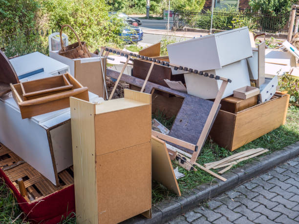 Yard Cleanup Services in Oxford, MI